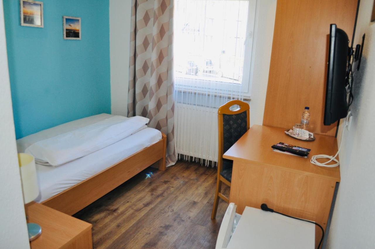 Hotel Discovery Штутгарт Экстерьер фото